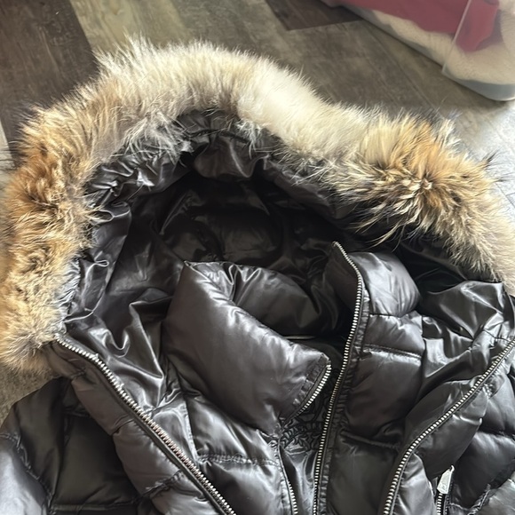 DAWN LEVY ALICIA FUR HOODED COAT SIZE sm - Picture 5 of 5